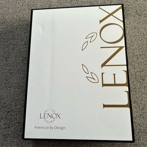 NWT Lenox Black with gold accent Christmas Tree